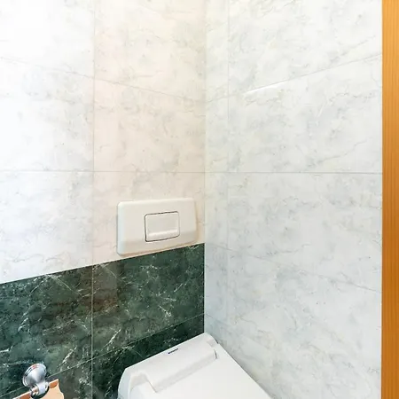 Luxury 2bdr In Old Town With Free Parking Appartement *