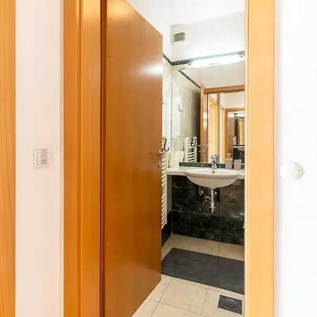 Διαμέρισμα Luxury 2bdr In Old Town With Free Parking *