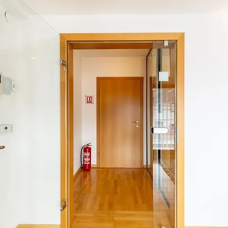 Luxury 2bdr In Old Town With Free Parking