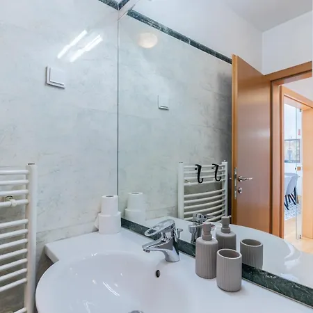 Apartamento Luxury 2bdr In Old Town With Free Parking Sarajevo